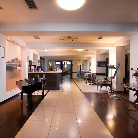 Aigli Otel Peraía