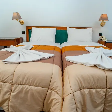 Aigli Otel Peraía